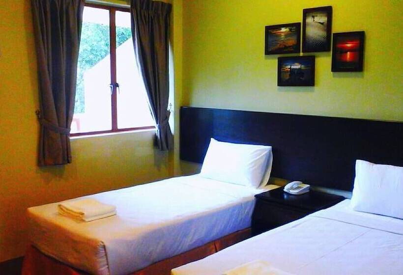 فندق Mersing Merlin Inn