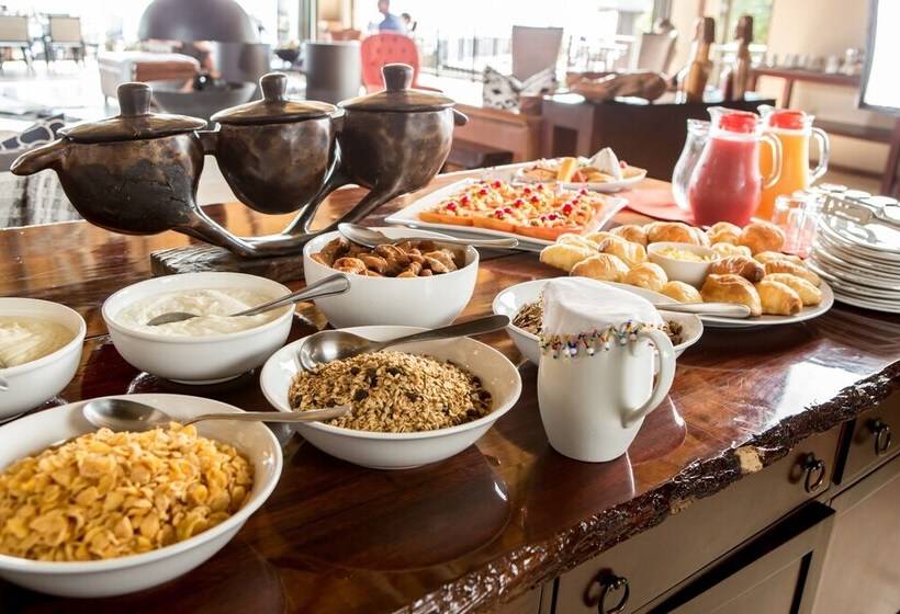 בית מלון כפרי Umzolozolo Private Safari Lodge & Spa