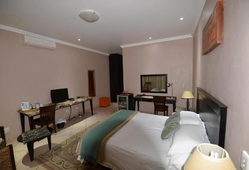 پانسیون Attaché Guest Lodge & Health Spa