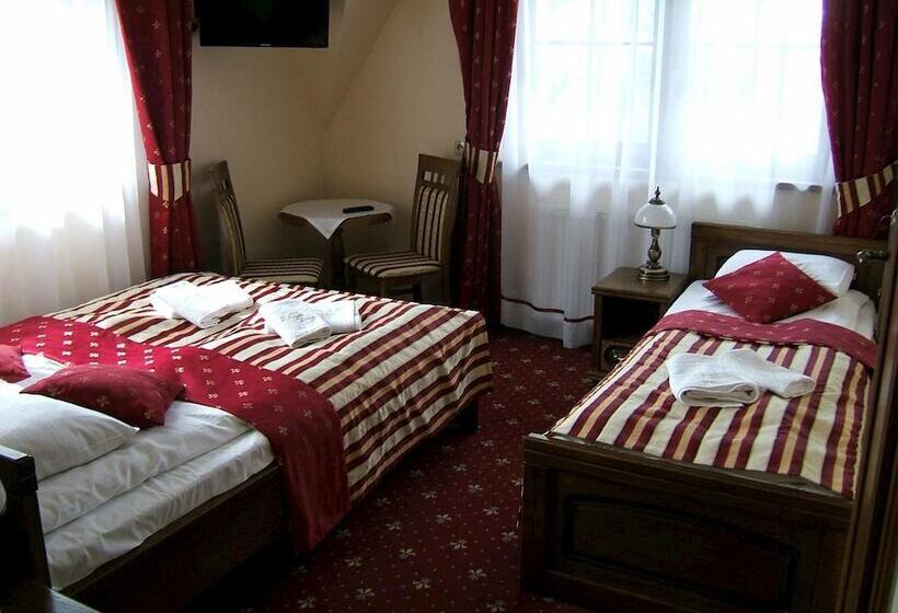 Pensjonat Zbójecki Dwór   Ostatnie Pokoje W Atrakcyjnym Pakiecie Sylwestrowym!