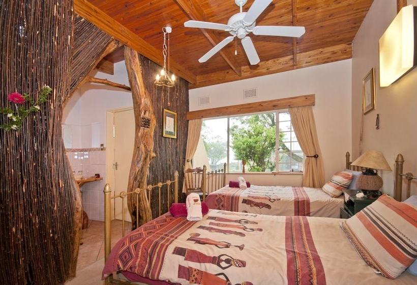 فندق Colin S Horseback Africa