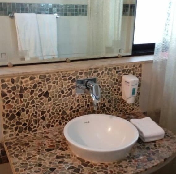فندق Forest Village Holiday Homes