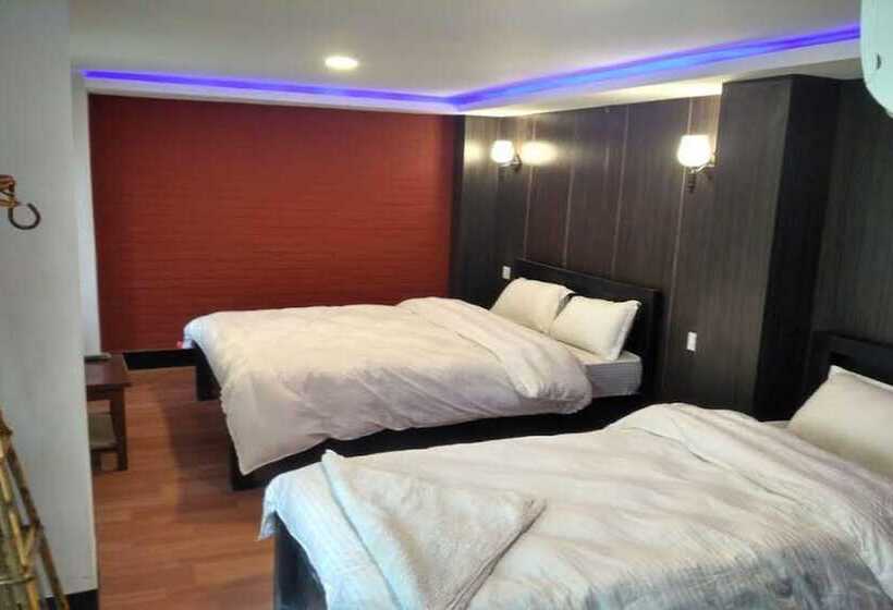 هتل Holiday Inn
