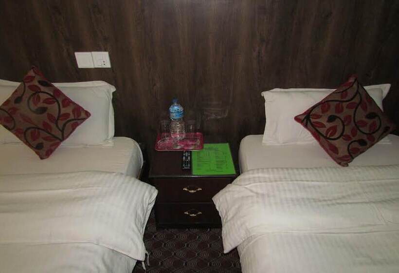 هتل Holiday Inn