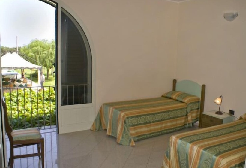هتل روستایی Agriturismo Li Damiani