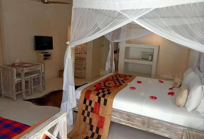 هتل The Villa Luxury Suites