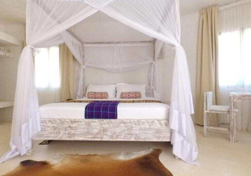 هتل The Villa Luxury Suites