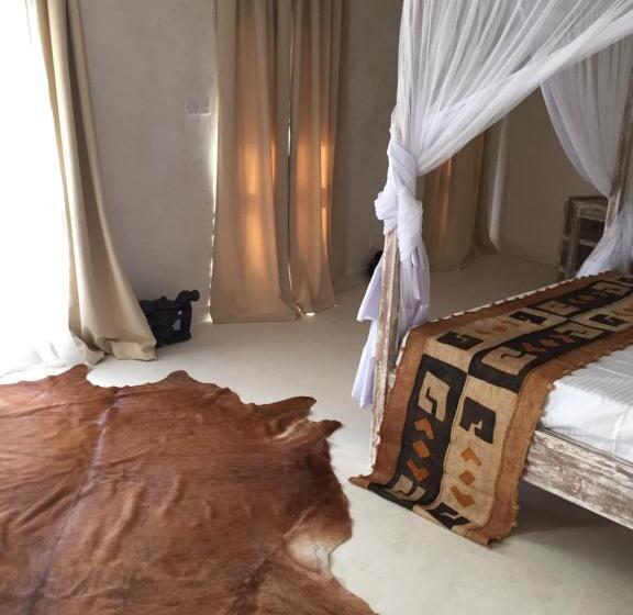 هتل The Villa Luxury Suites