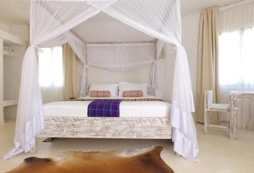 هتل The Villa Luxury Suites