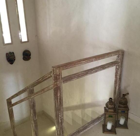هتل The Villa Luxury Suites
