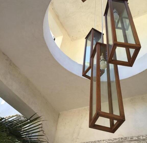 هتل The Villa Luxury Suites