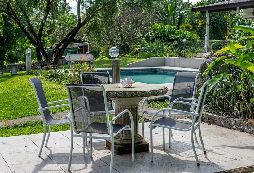 هتل Villa Margarita
