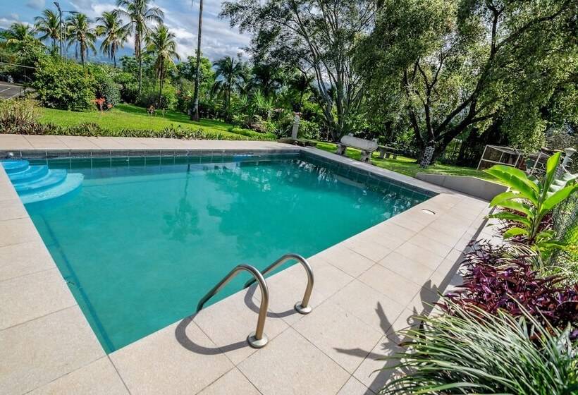 هتل Villa Margarita