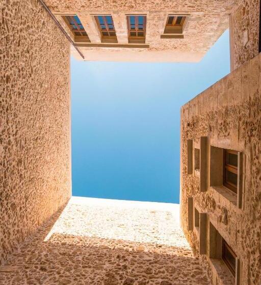 پانسیون Monastery Estate Venetian Harbor