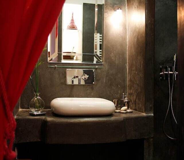 Riad Dar Thania