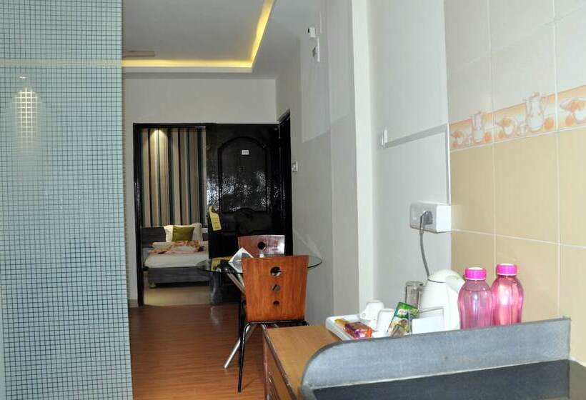 Fabhotel Magnus Calypso Viman Nagar