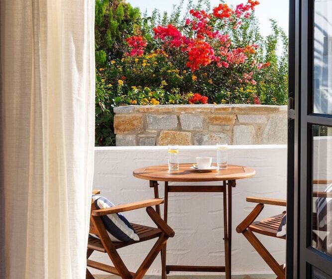 هتل Aella Residence