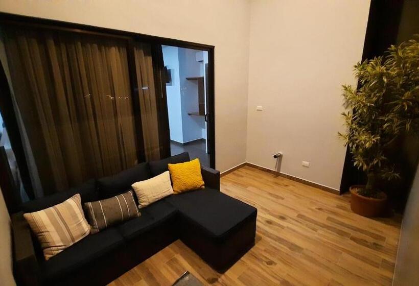 هتل Arenal Monara