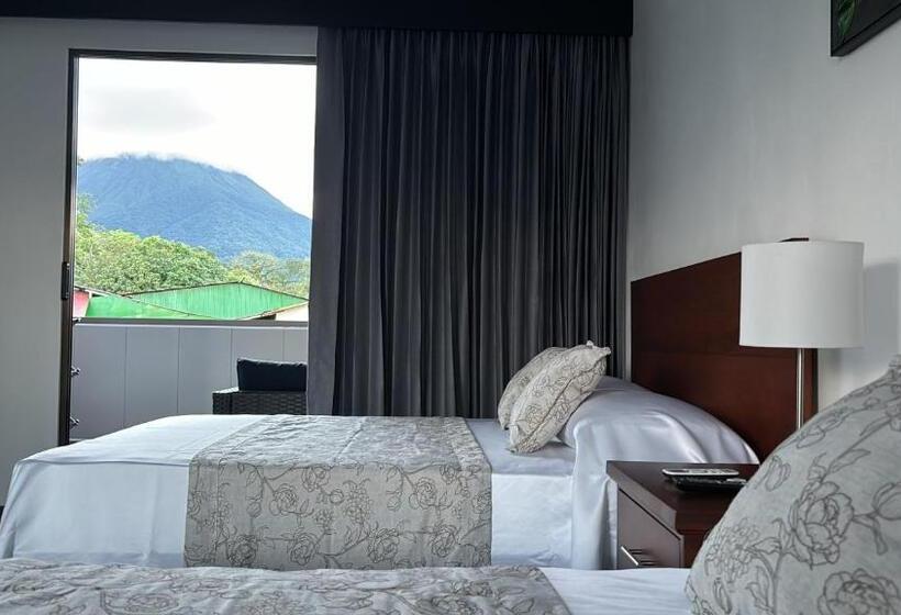 هتل Arenal Monara