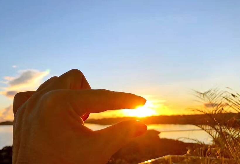 هتل Beluu Sea View Resort