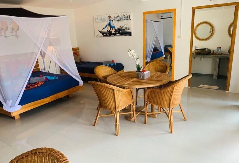 هتل Damai Bungalows