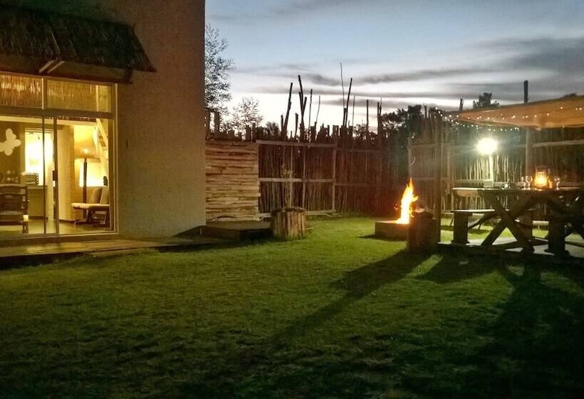 هتل Green Hills Forest Lodge