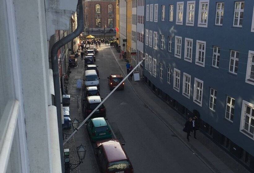 Nyhavn Apartments