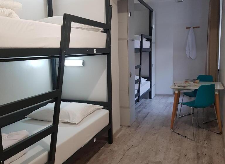 هاستل Oki Doki Old Town