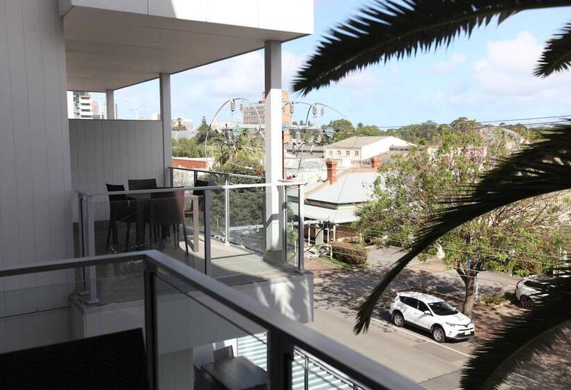 The Palms Apartments