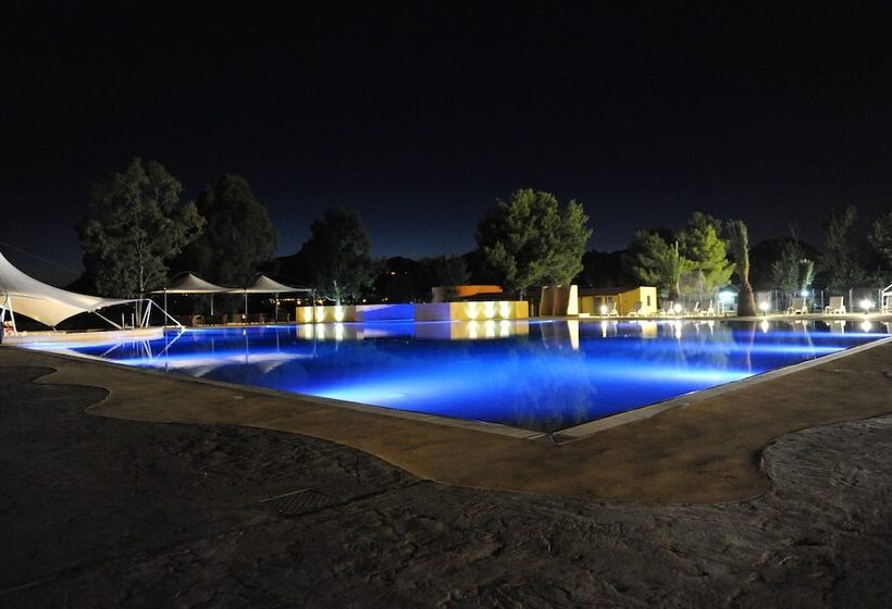 هتل Club Nature Village