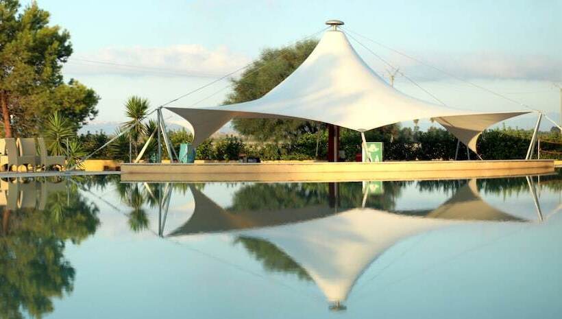 هتل Club Nature Village