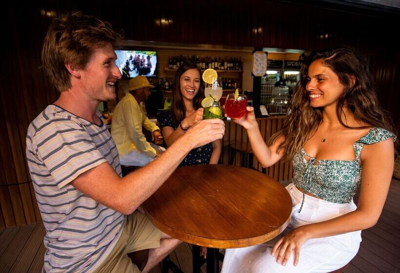 هتل Meridian Adventure Marina Club & Resort