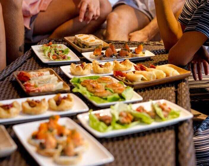 هتل Meridian Adventure Marina Club & Resort