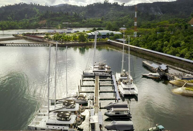 هتل Meridian Adventure Marina Club & Resort