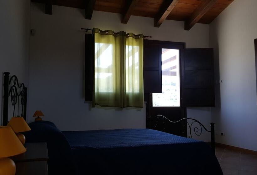 فندق ريفى Agriturismo Gessi