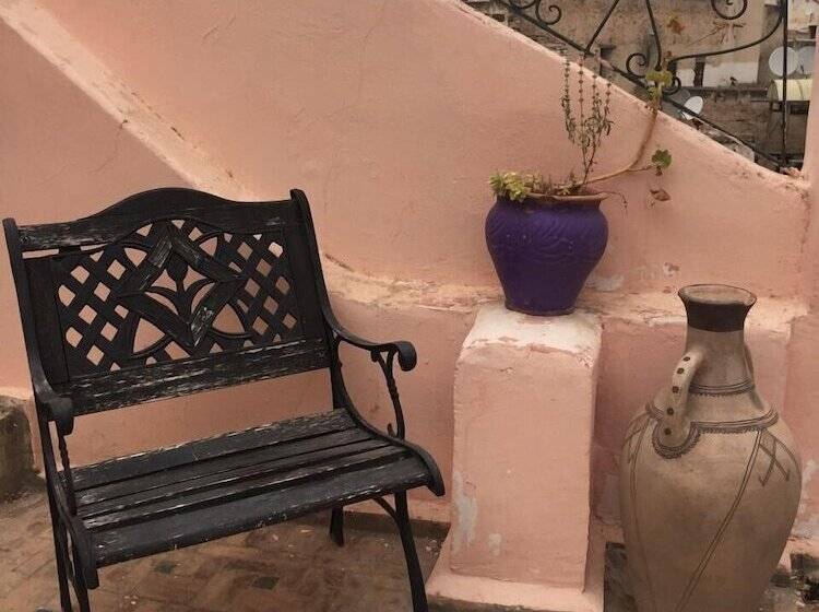 پانسیون Dar El Mask
