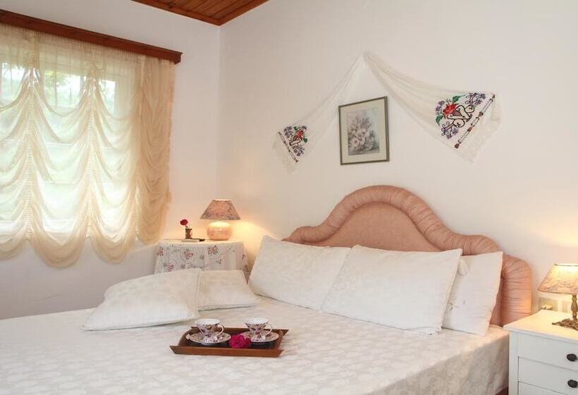 پانسیون Villa Karidia