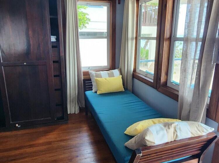 استراحتگاه Maya Beach