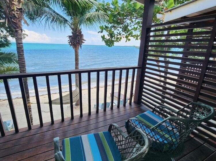 استراحتگاه Maya Beach