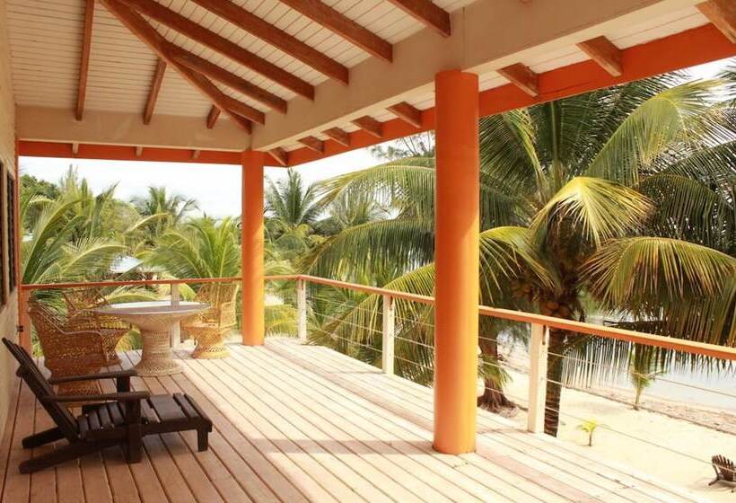 استراحتگاه Maya Beach