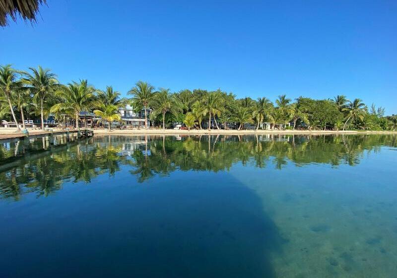 استراحتگاه Maya Beach
