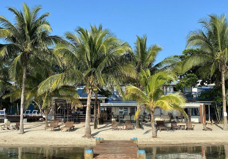 استراحتگاه Maya Beach
