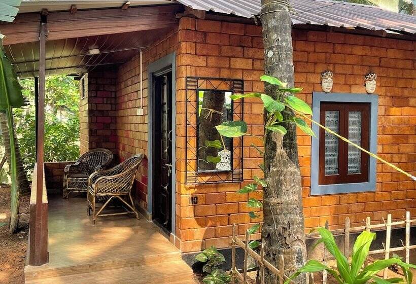 منتجع Palm Trees Ayurvedic Heritage