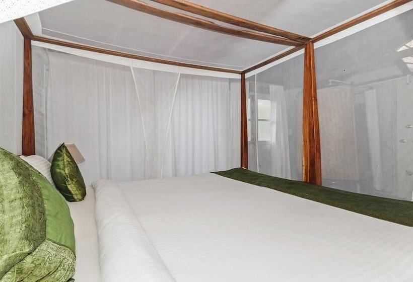 استراحتگاه Stayapart Village Susegat