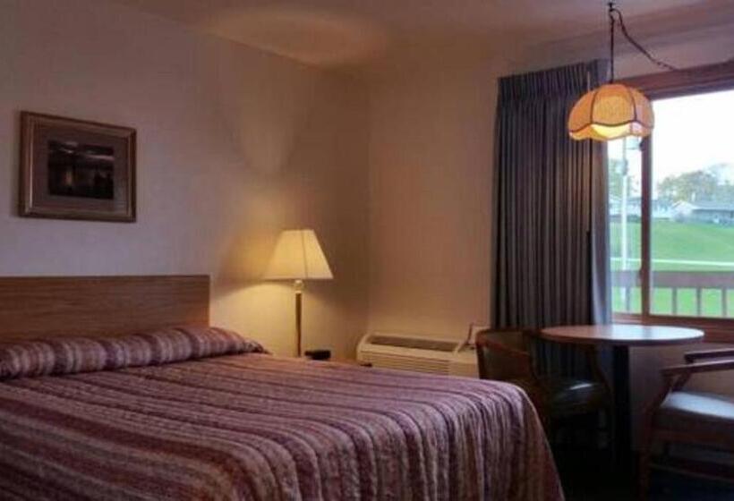 Algoma Beach Motel