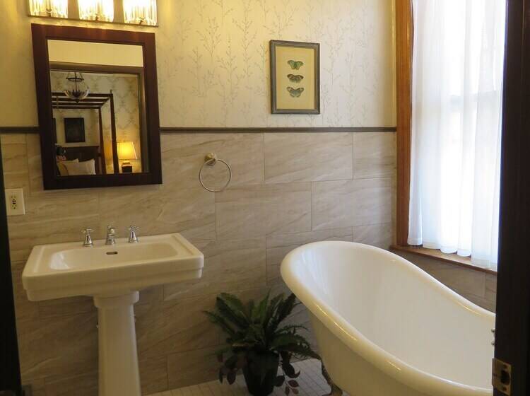 هتل Altland House Inn & Suites