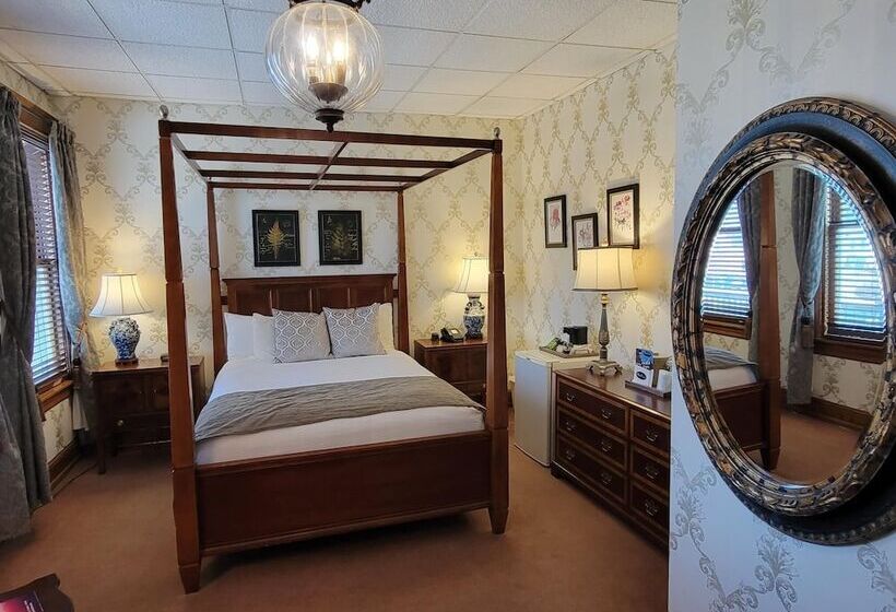 هتل Altland House Inn & Suites
