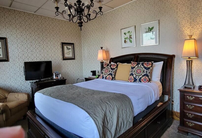 هتل Altland House Inn & Suites