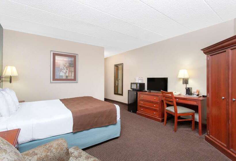 ホテル Americinn By Wyndham Chippewa Falls