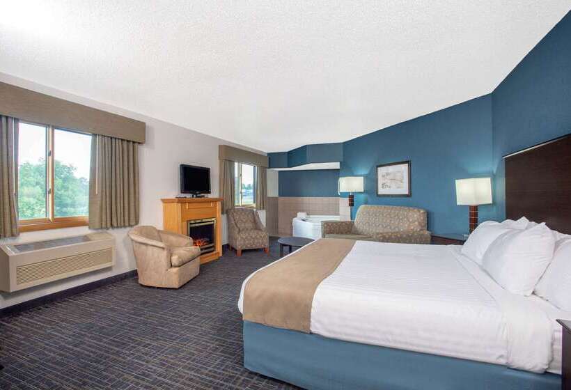 هتل Americinn By Wyndham Hayward